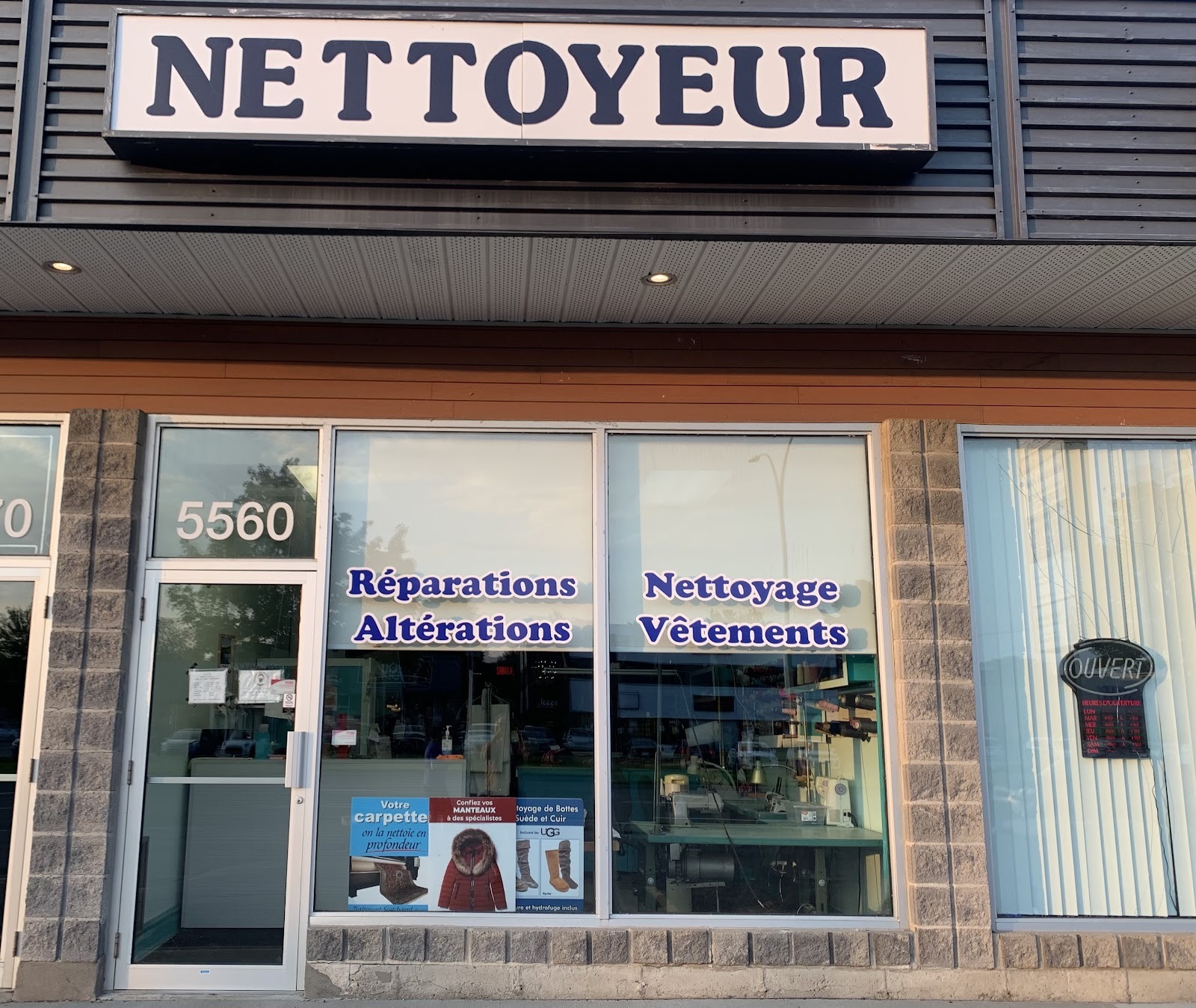 Devanture du Nettoyeur des Forges, 5560 boulevard des Forges, Trois-Rivières